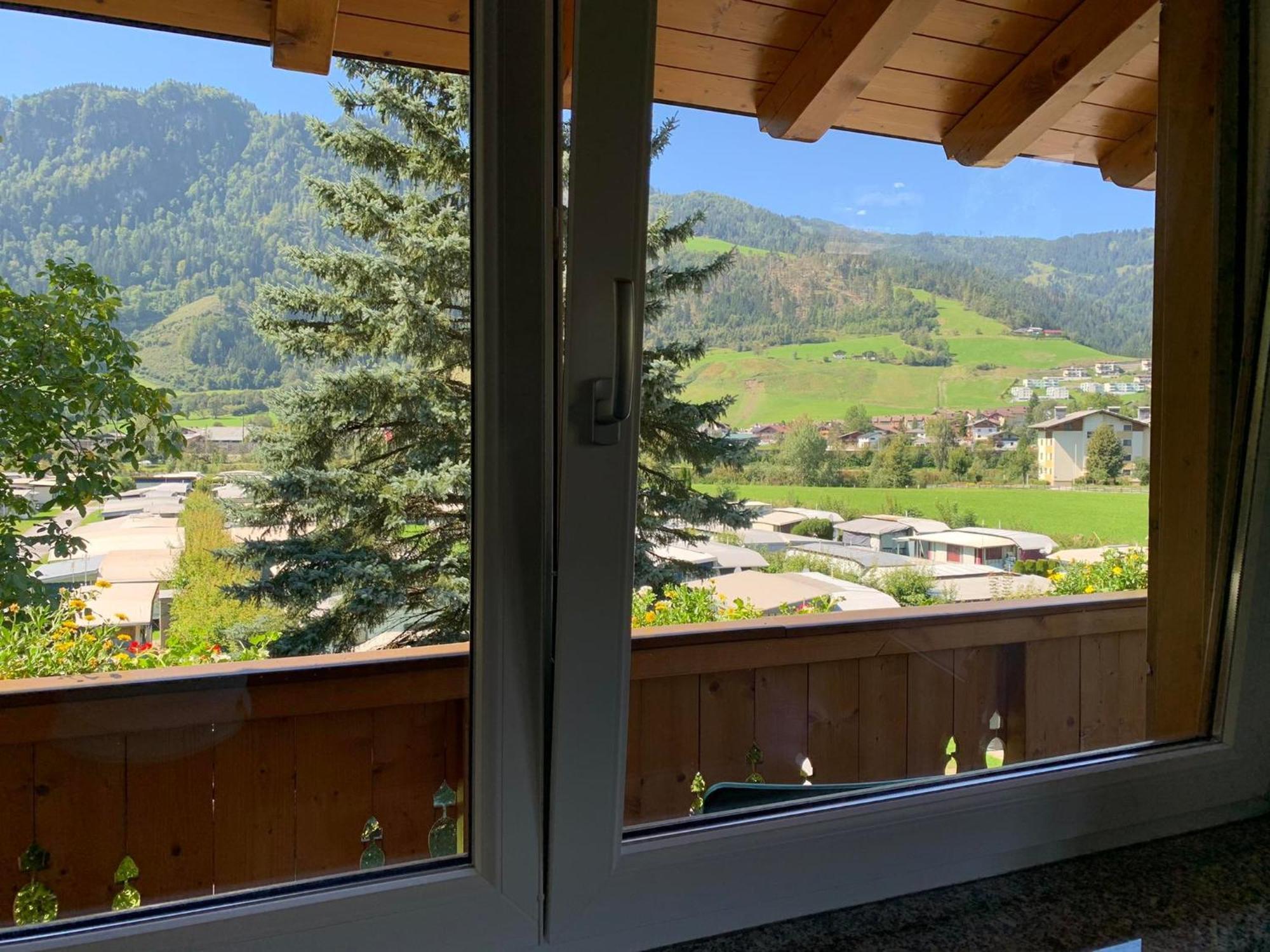 Gaestehaus Kastenhof Sankt Johann im Pongau Exterior photo